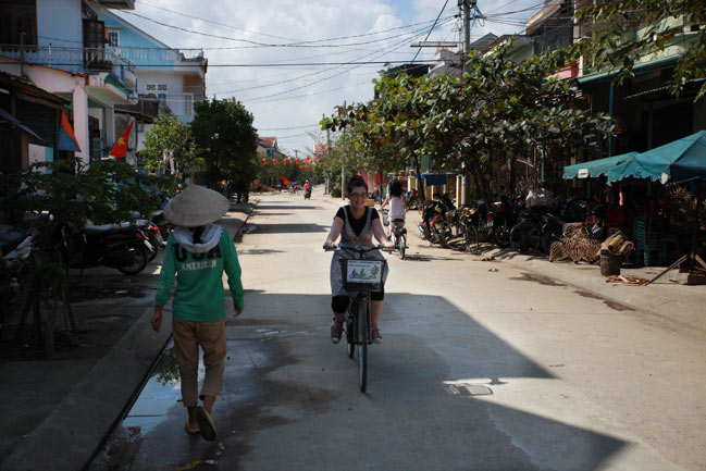 cycling in vietnam