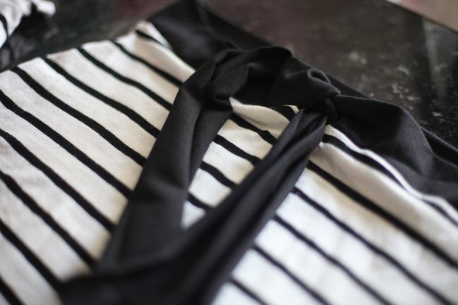 super easy sewing tutorial :: skirt from a t-shirt