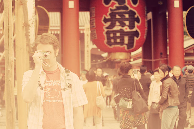 taking pictures in tokyo