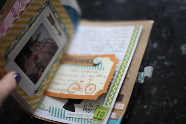 mini travel scrapbook