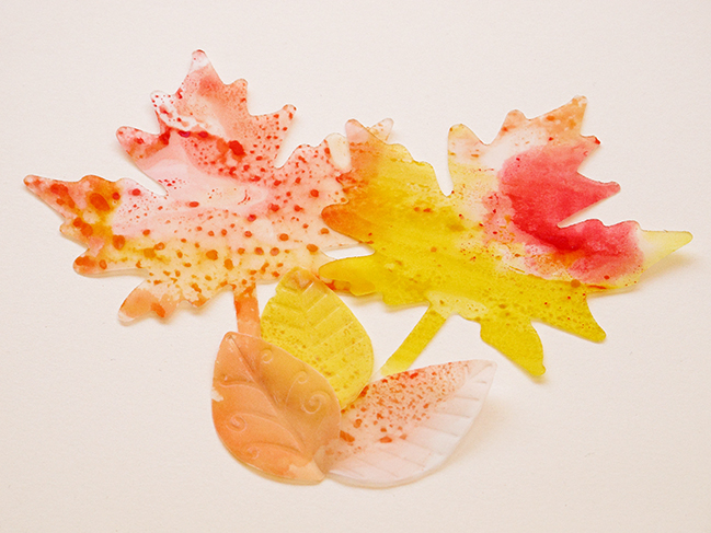 Marbled Fall Leaves Using Distress Stains:: A Scrapbook Tutorial by Kim Watson @ shimelle.com