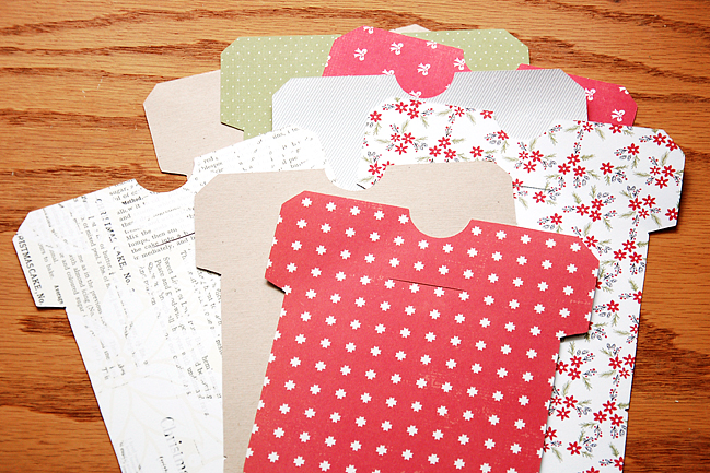 creating christmas gift card wallets by madeline fox @ shimelle.com