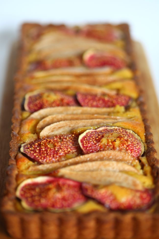 Gluten-Free Frangipane with Figs, Pears, and Ginger - inspired by the Bake Off #gbbo @ shimelle.com