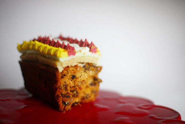 Gluten-Free Victorian Quidditch Cake - inspired by Bake Off Tennis Cake @ shimelle.com