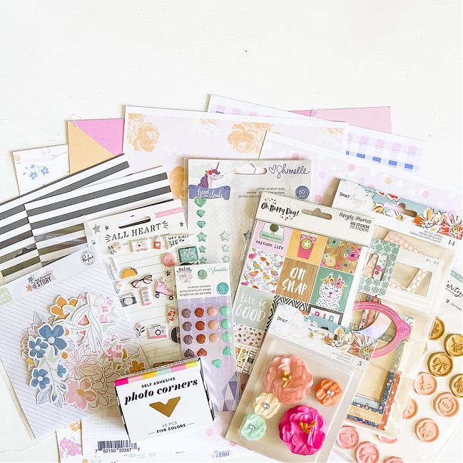 Scrapping & Making your own kit with Lauren Hender @ shimelle.com